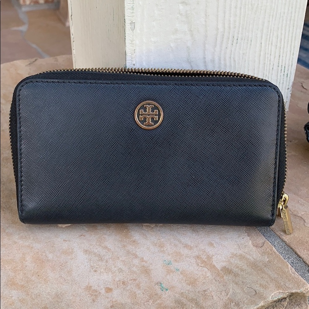 Authentic Tory Burch double zip wallet